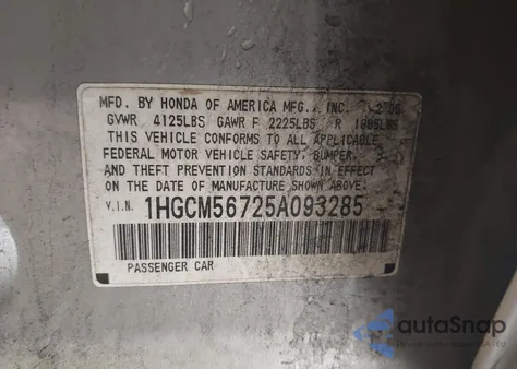 2005 Honda Accord 2.4 Ex z USA, uszkodzony, nr VIN 1HGCM56725A093285